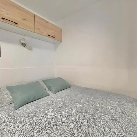 Port De 4 Personnes Apartment Hyeres